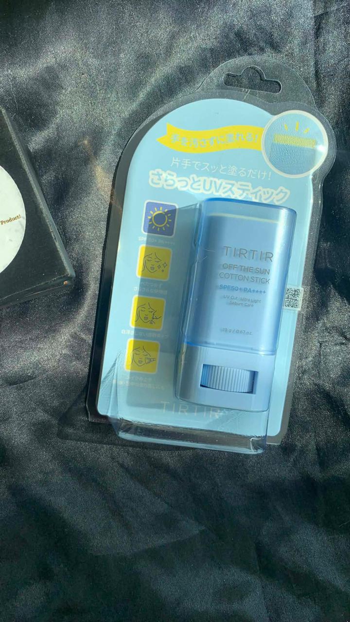 TIRTIR OFF THE SUN COTTON STICK SPF50+ PA++++ (UV Cut Ultra Light Sebum Care)